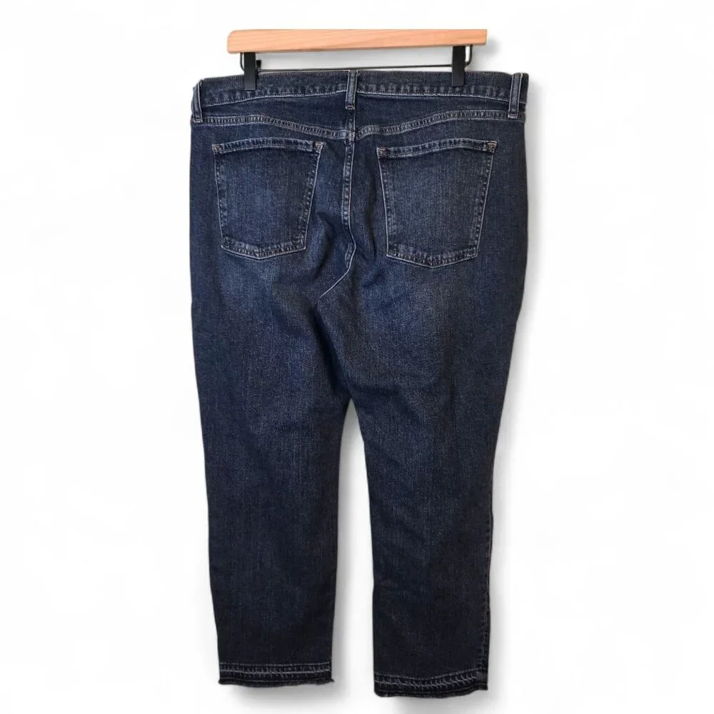 Old Navy jeans womens 14 medium-wash blue mid-rise boyfriend